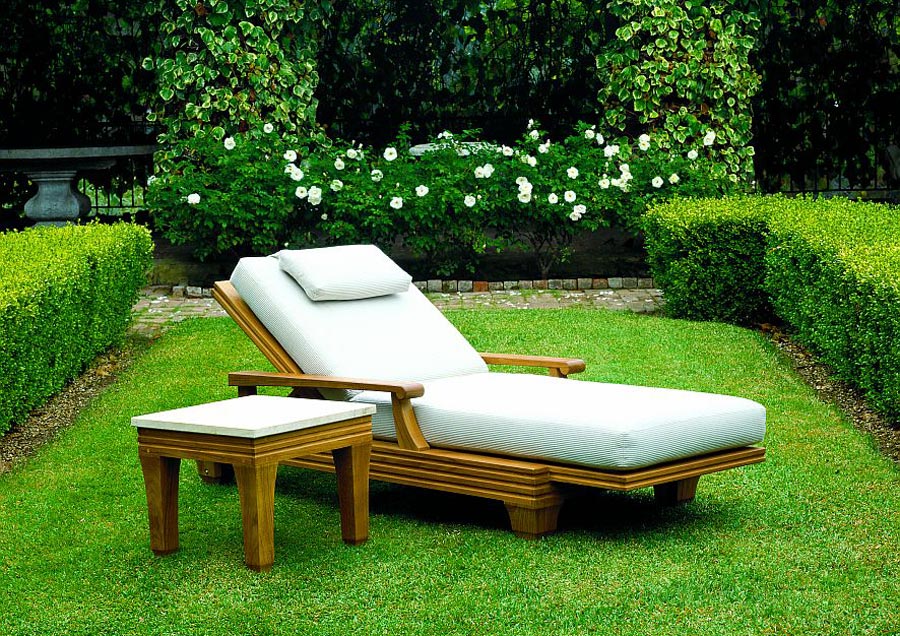 Palazzio Chaise Lounge